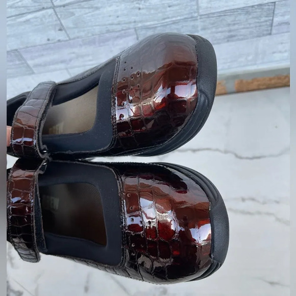 DREW Croc Leather Mary Jane Comfort Shoe Size 9W - Picture 5 of 10